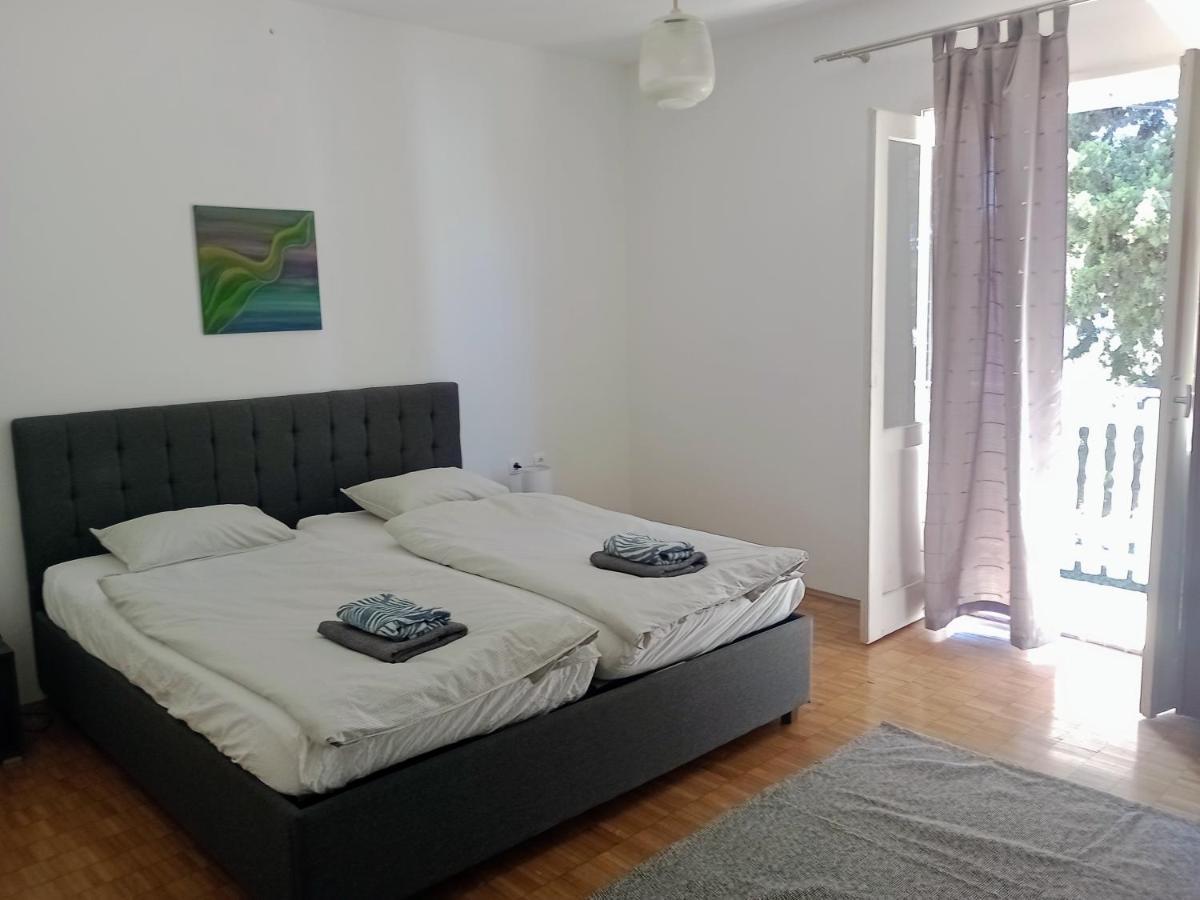 Apartment Brcic Biograd Na Moru Exterior foto